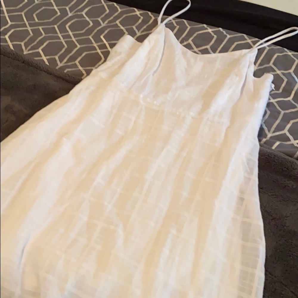 White strappy sun dress